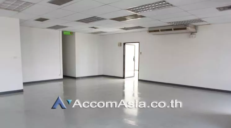 5  Office Space For Rent in Phaholyothin ,Bangkok MRT Phahon Yothin at Elephant Building AA18763